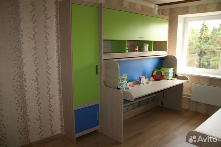 Кровать-стол трансформер