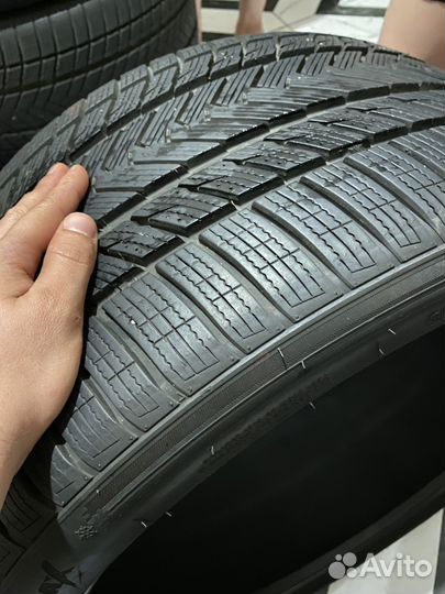 Gripmax SureGrip Pro Winter 325/30 R21