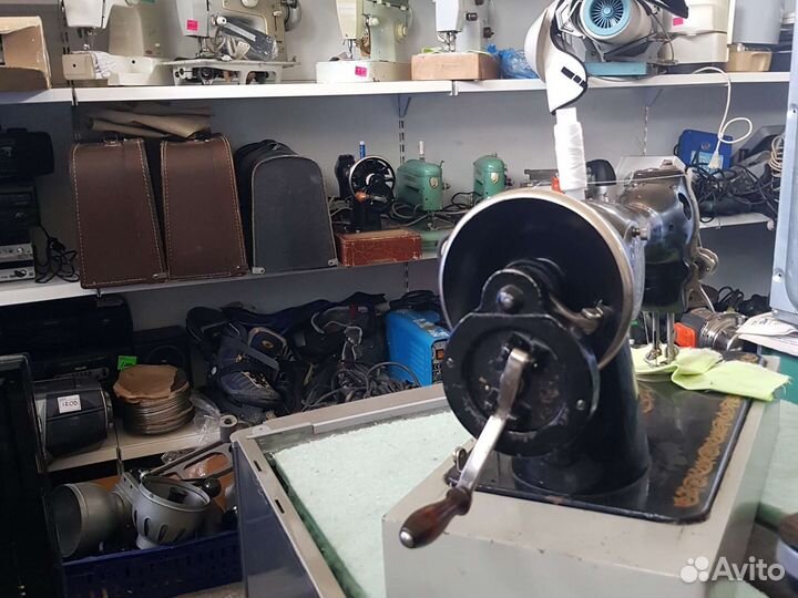 Швейная машинка подольская ручная