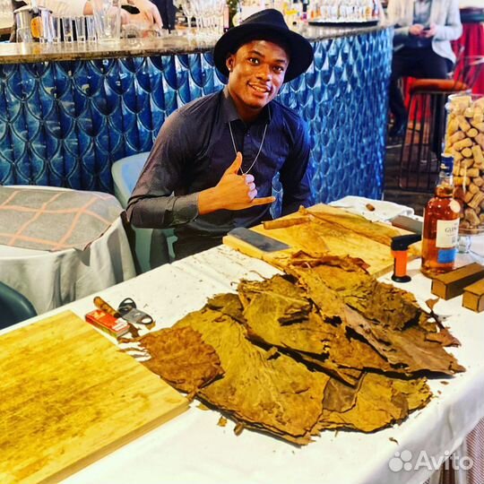 Сигарное шоу, Крутильщик сигар « торседор шоу «