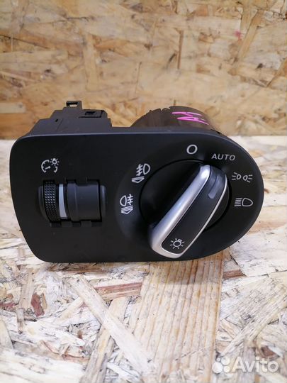 Переключатель света фар Audi A1