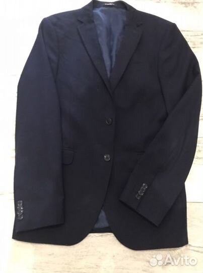 Длина пиджака 75си, длина рукава 68-69 см