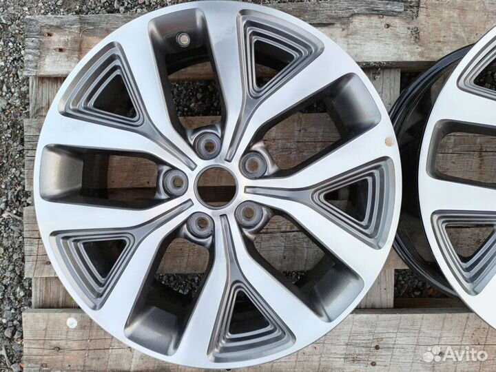 Новый диск Kia Sportage 3 SL 2шт