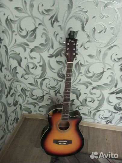 Гитара акустическая