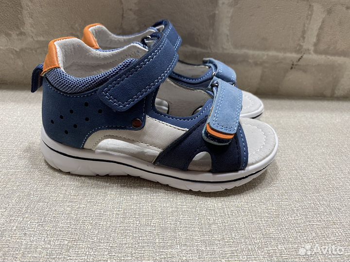 Сандали детские
