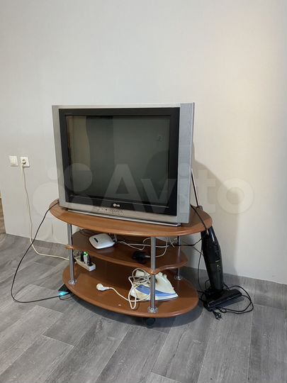 2-к. квартира, 65 м², 1/3 эт.