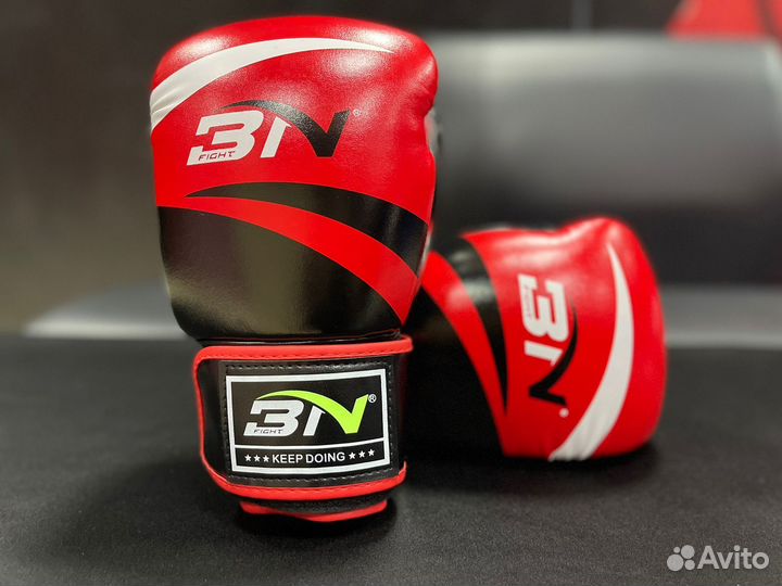 Боксерские перчатки