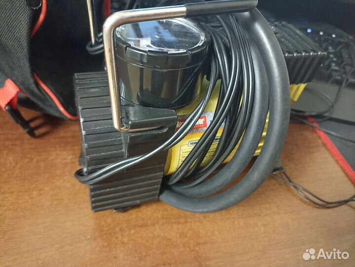 Компрессор воздушный автомобильный