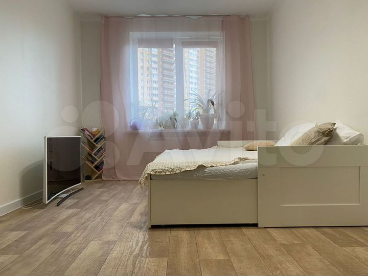 1-к. квартира, 33 м², 2/27 эт.