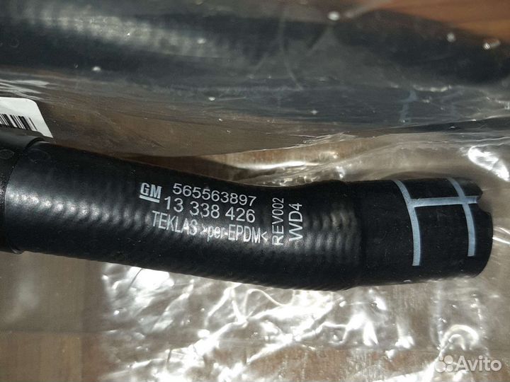 Патрубок печки отопителя Opel Astra J a16let