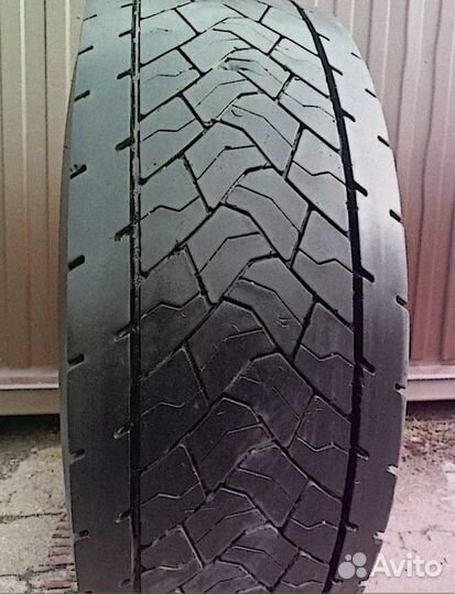 Goodyear kmax D 315/70