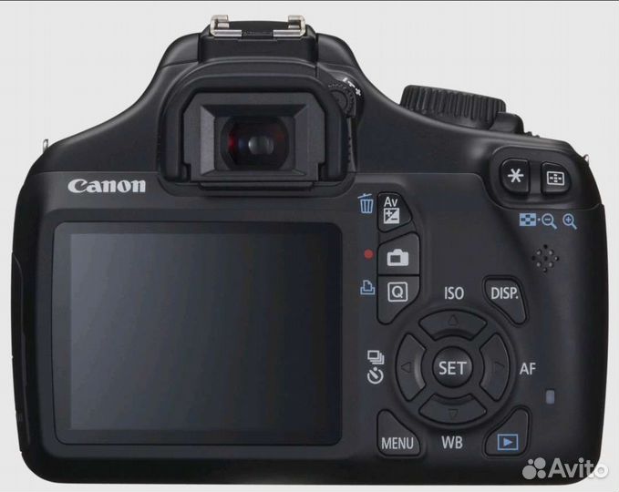 Зеркальный фотоаппарат Canon 1100D