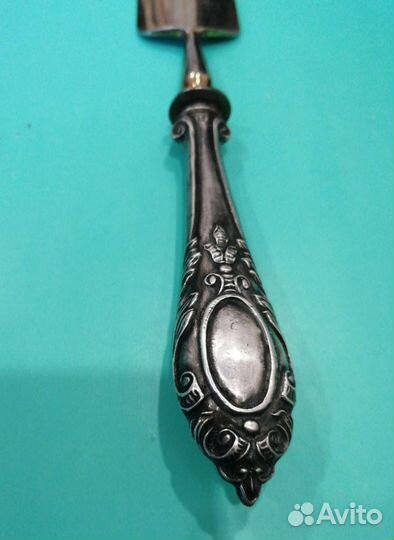 Старинная серебряная лопатка