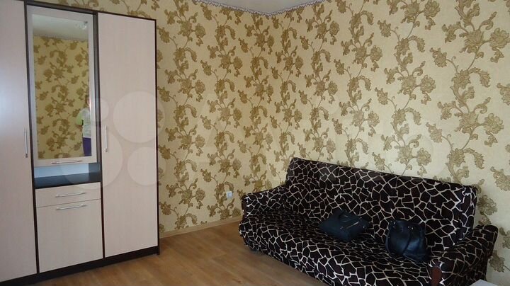 2-к. квартира, 68 м², 5/10 эт.