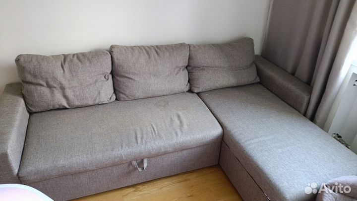 Угловой диван