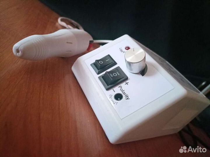 Аппарат для маникюра и педикюра