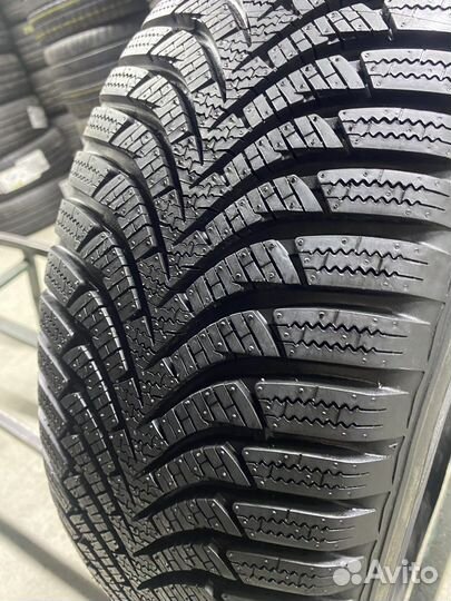 Hankook Winter I'Cept RS2 W452 215/65 R15