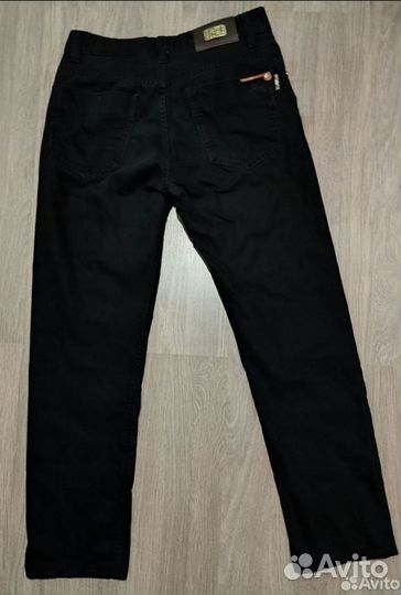 Джинсы мужские