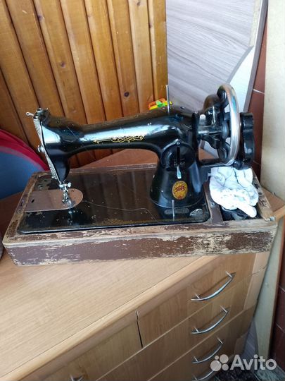 Ручная швейная машина бу