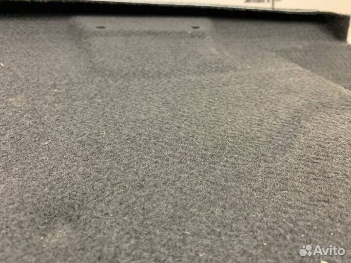 Обшивка багажника Mercedes W221
