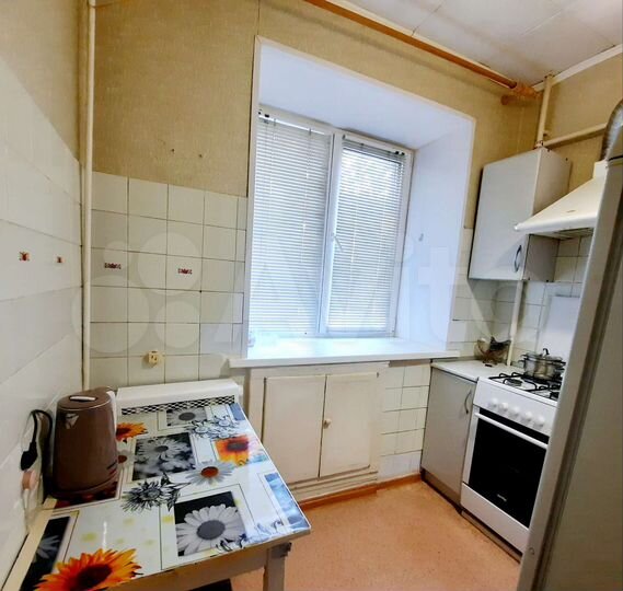 2-к. квартира, 42 м², 1/5 эт.