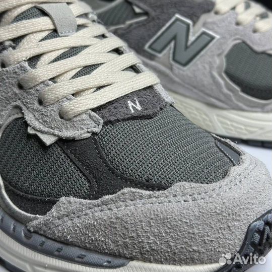 Кроссовки New Balance 2002R grey