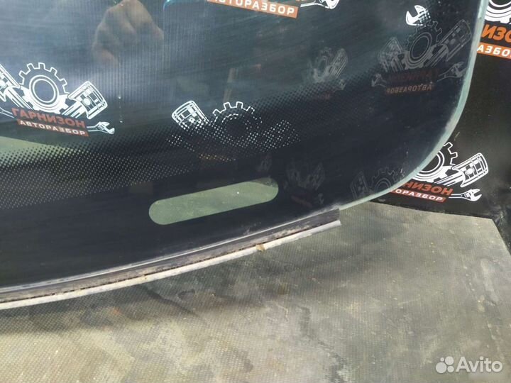 Лобовое стекло Volkswagen Golf IV