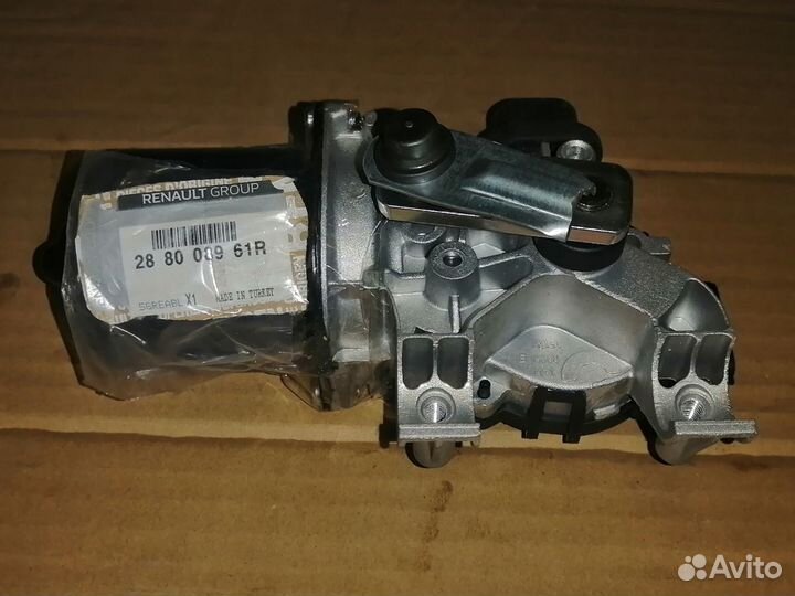 Моторчик стеклоочистителя 288008961R Clio с 2012 г