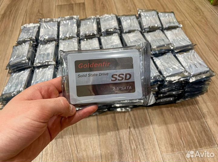 SSD диск с установленной Виндой 10 pro