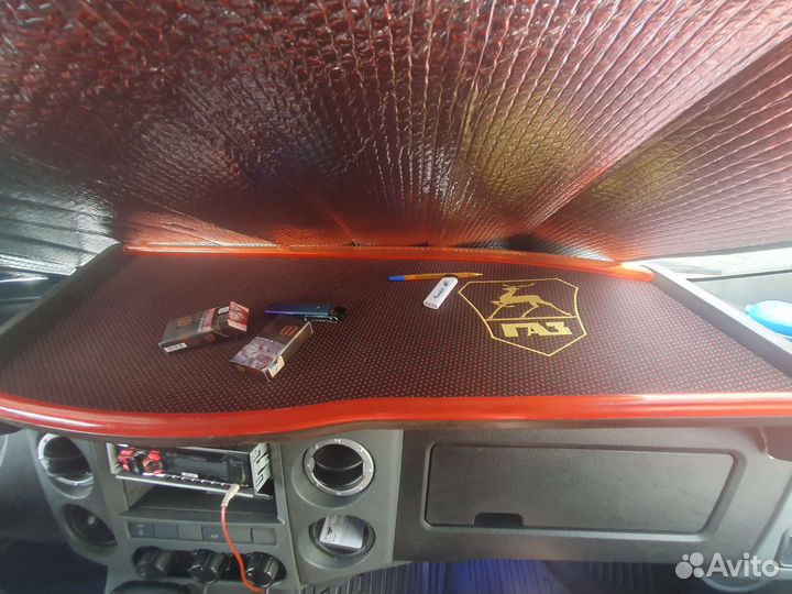 Стол полка для газель next