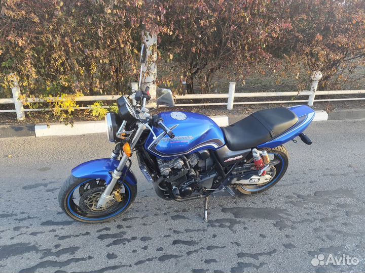 Honda cb 400 vtek 1