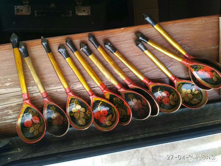 Чайник и чашка с блюдцем. также продам деревянные