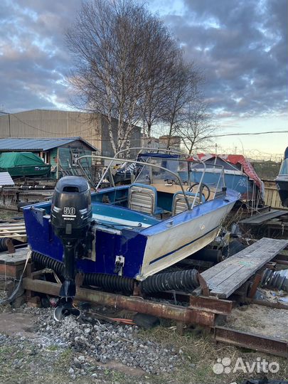 Лодка Прогресс с мотором 50 сил