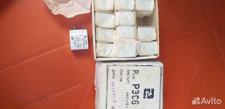 Реле рэс6,реле ркм 1,амперметры,вольтметры