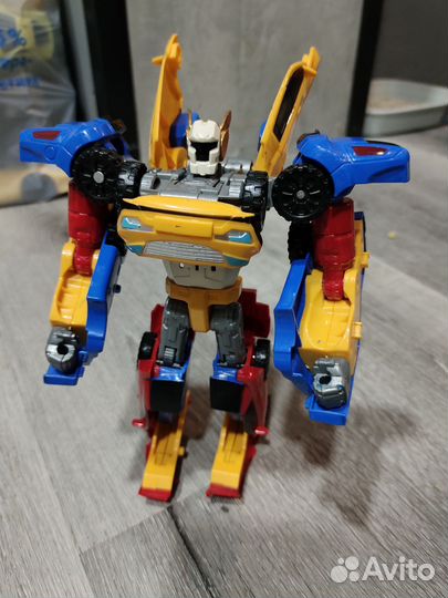 Робот - трансформер