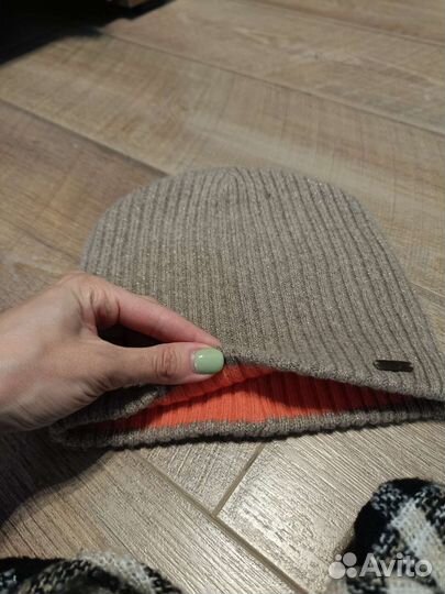 Набор шапок,шарфов, палантинов, перчаток пакетом