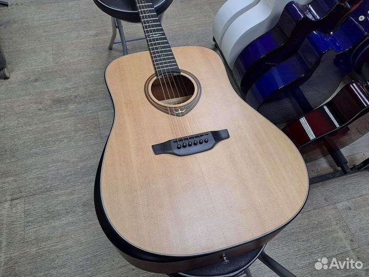 Гитара акустическая массив дредноут