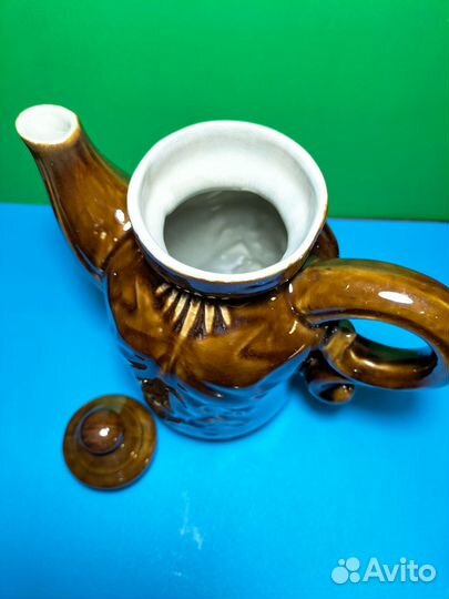 Кувшин глиняный в виде чайника. Керамика