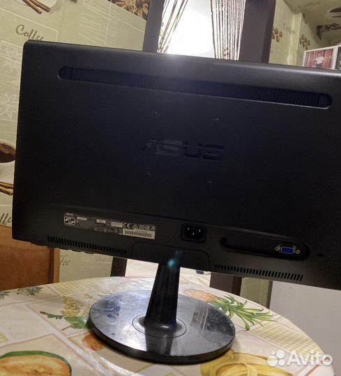 Монитор Asus