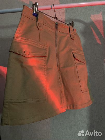 Mini-юбка на молнии GloriaJeans