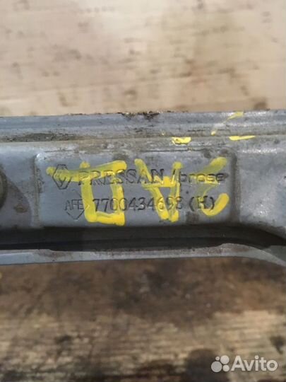 Стеклоподъемник электр. задний правый Renault Symb