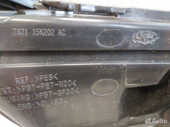 Фара противотуманная передняя левая Ford Mondeo