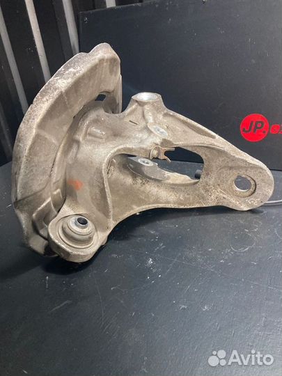 Кулак задний правый Bmw X5 F15