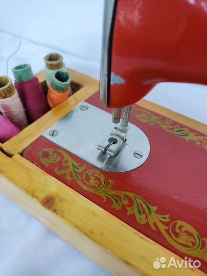 Швейная машинка СССР детская