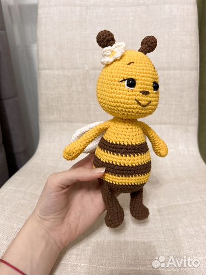 Пчелка мягкая игрудка амигуруми