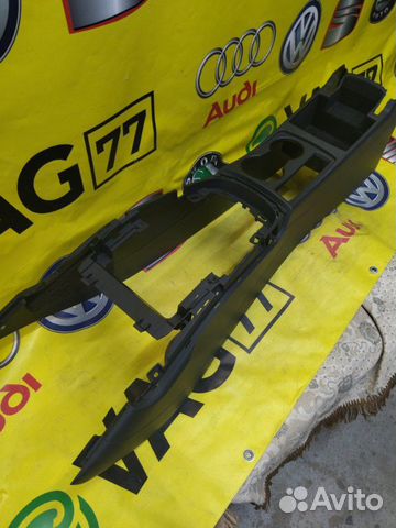 Центральный тонель Audi A4 седан 2.0 cdnc 2010