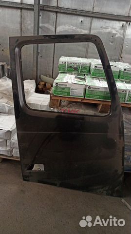 Дверь правая Вольво