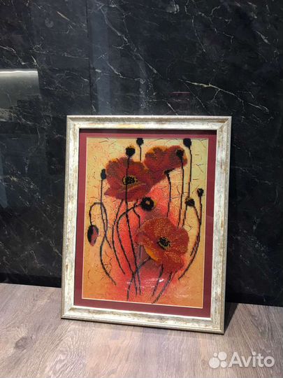 Картина из бисера ручной работы маки