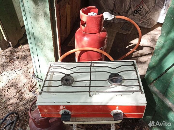 Газовая плитка, газовый баллон, редуктор в сборе