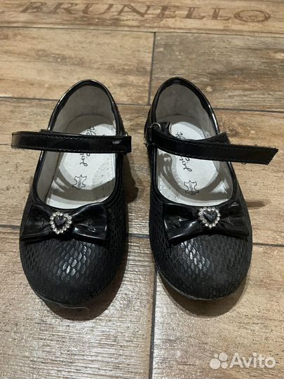 Кроссовки детские 25 размер